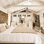 Holibai Casa Celso , Casa Con Piscina Y Jardín Cerca De Playa América * Gondomar